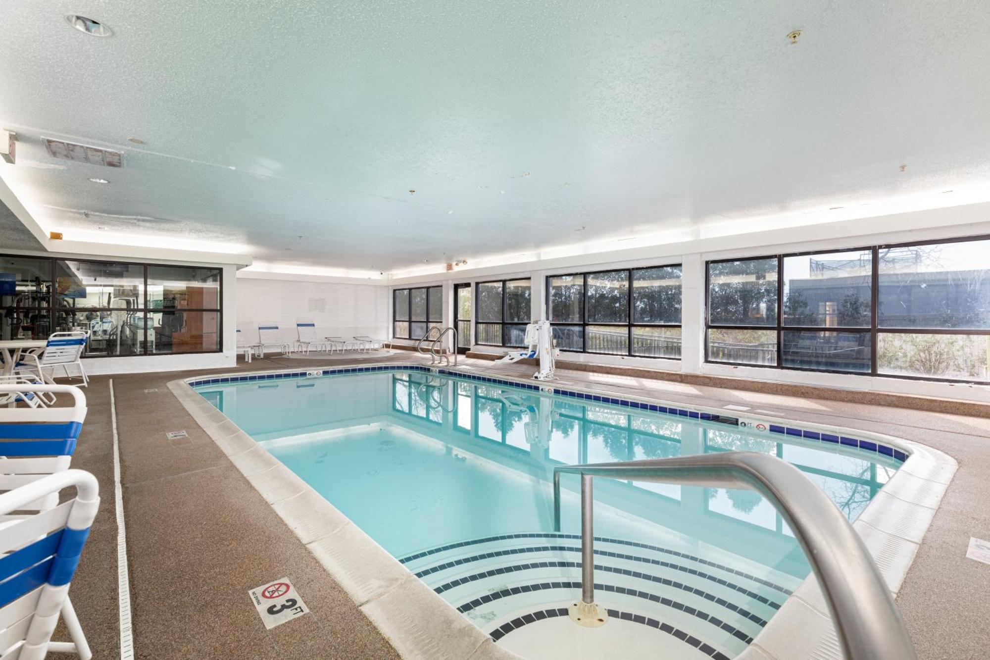 Comfort Suites Lombard - Addison Eksteriør bilde
