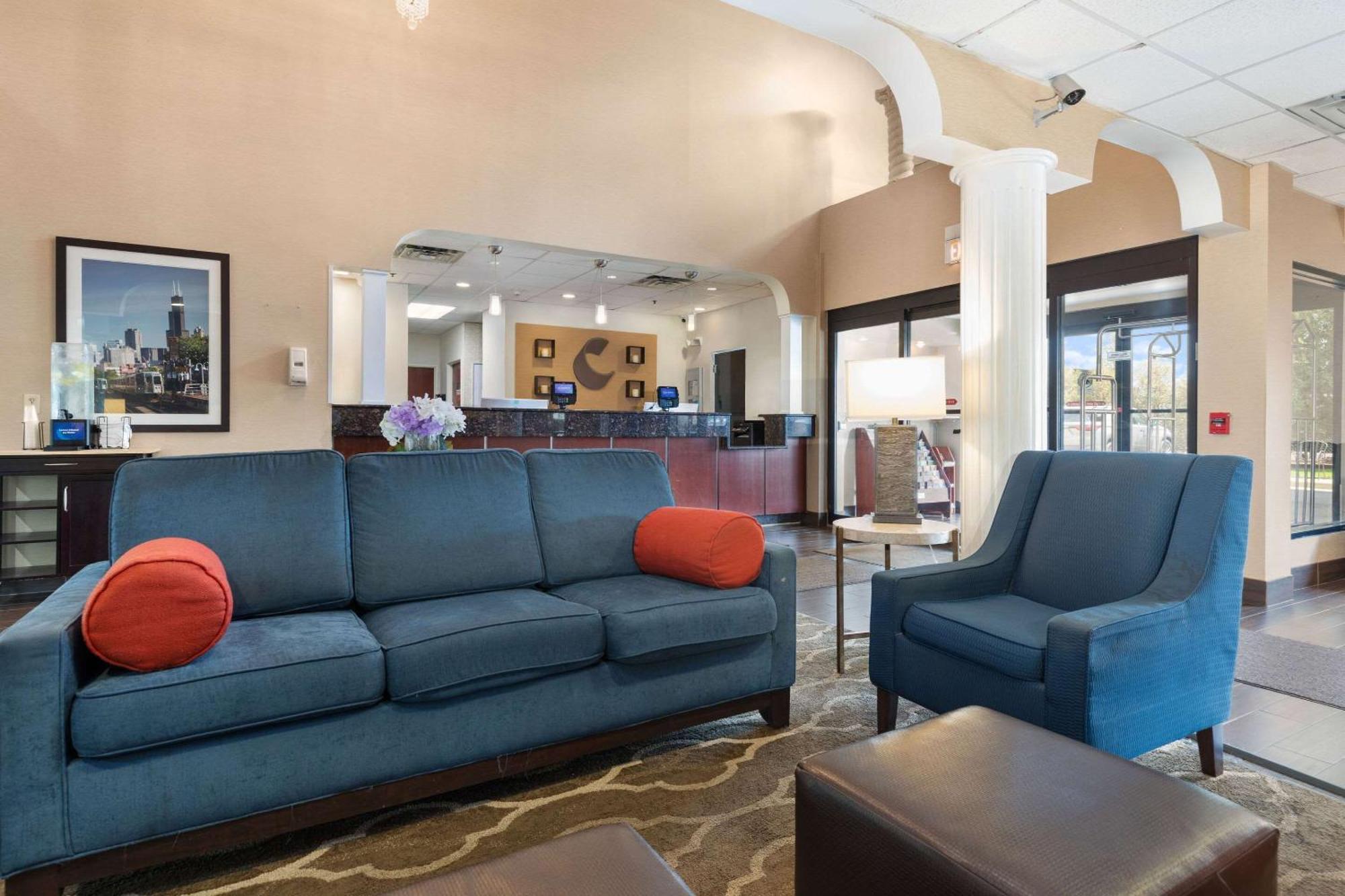 Comfort Suites Lombard - Addison Eksteriør bilde
